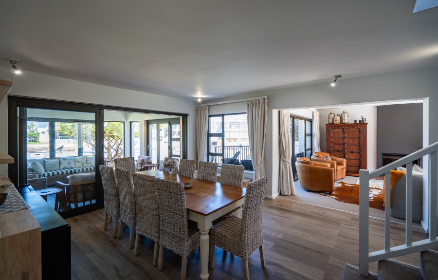 5 Bedroom Property for Sale in Royal Alfred Marina Eastern Cape